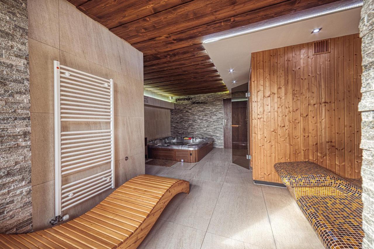 Zet - Penzion & Wellness Vysne Ruzbachy Bagian luar foto